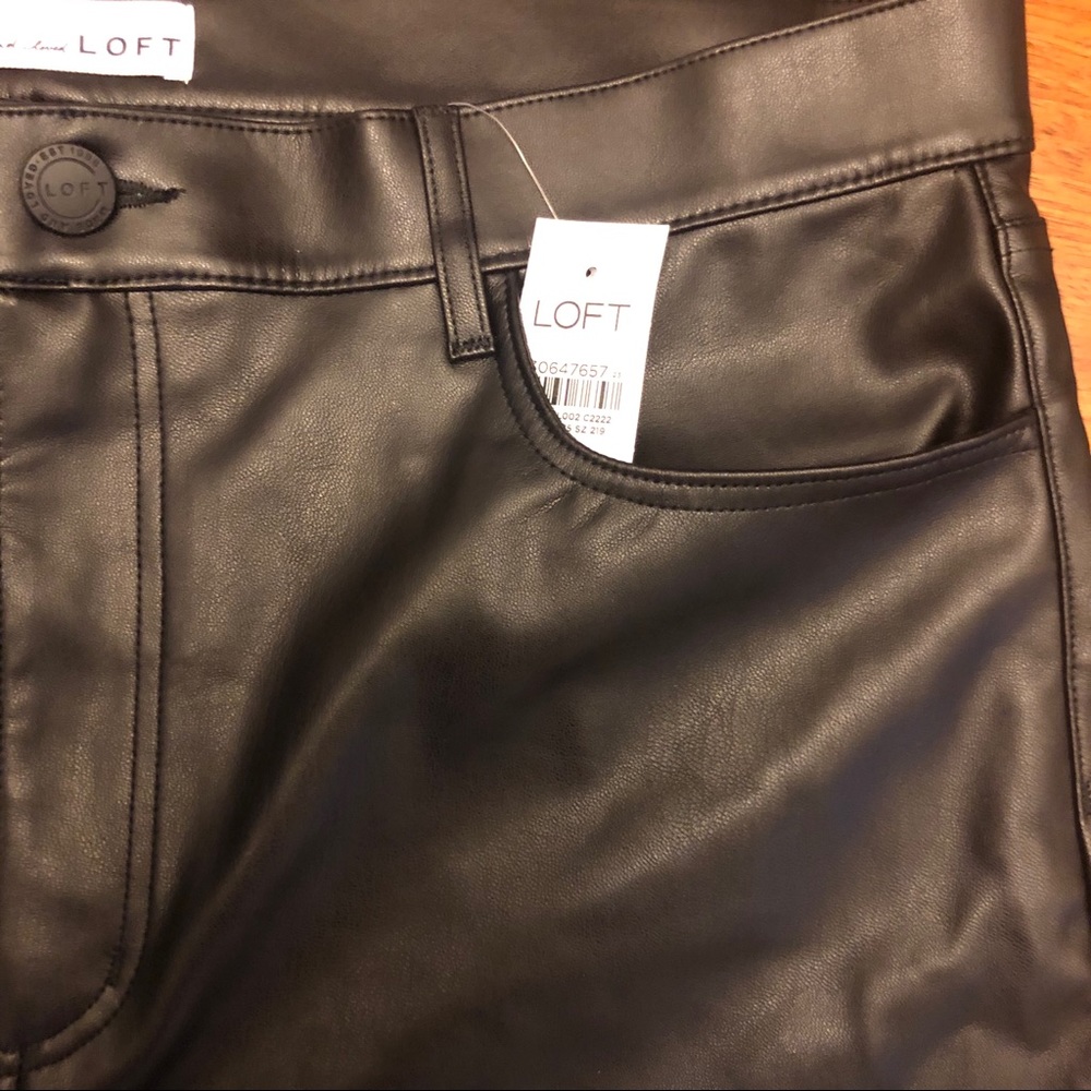 Ann Taylor black faux leather pants. Size 14 NWT.